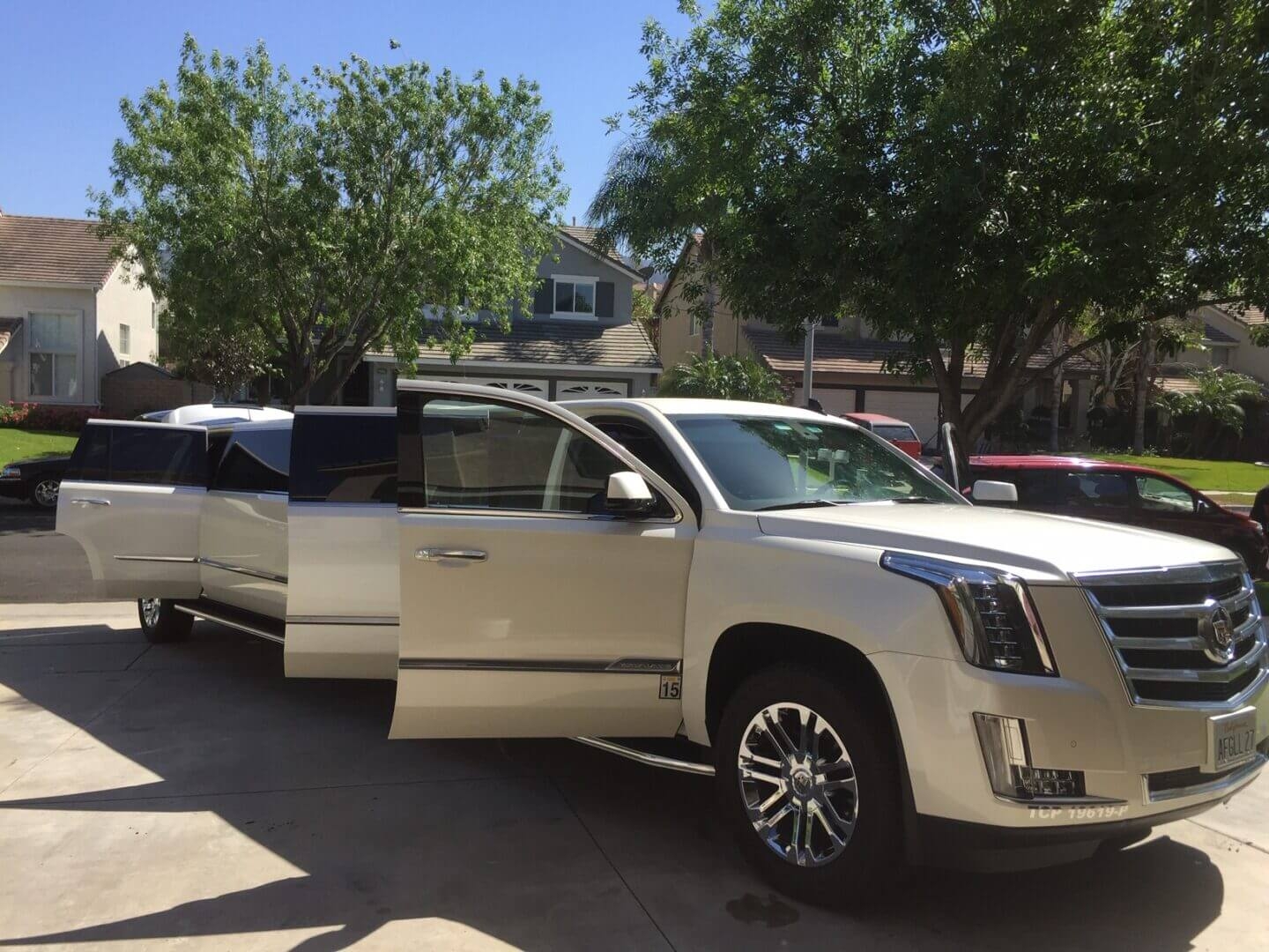 03 Escalade Limo